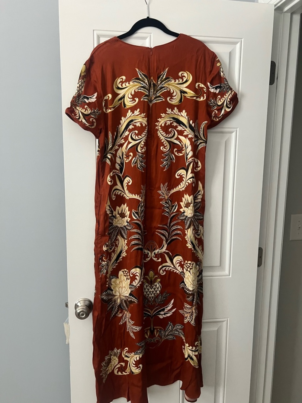 FARM Rio Rust Red Paisley Maxi Dress with Cream & Black Accents - Picture 4 of 9